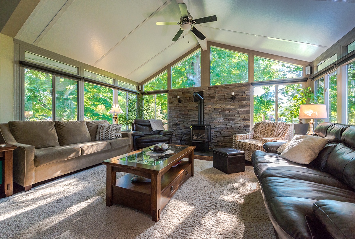 Model_400_1-4 Model 400 - All-Season Insulated Thermal Sunroom