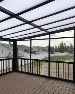Screen Room w/Acrylic Patio Cover